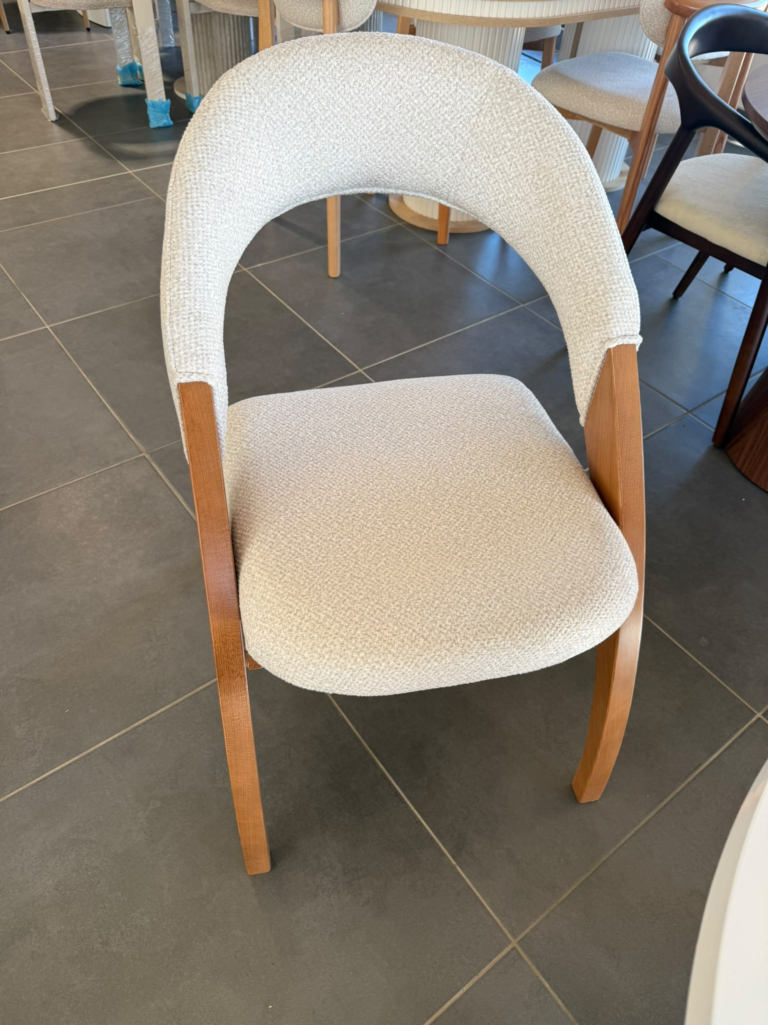 NOUVEAUTÉ — CHAISE SINCAP – Image 2
